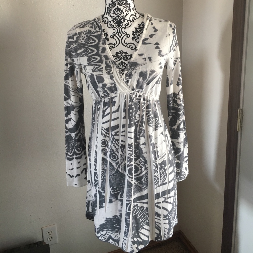 Ladies sz S Miss Match sweater dress w/hood, EUC