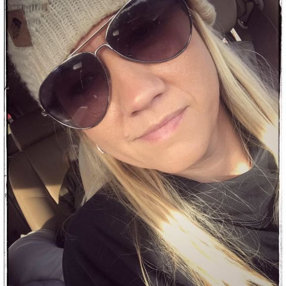 Meet your Posher, Brandi - Picture 1 of 1