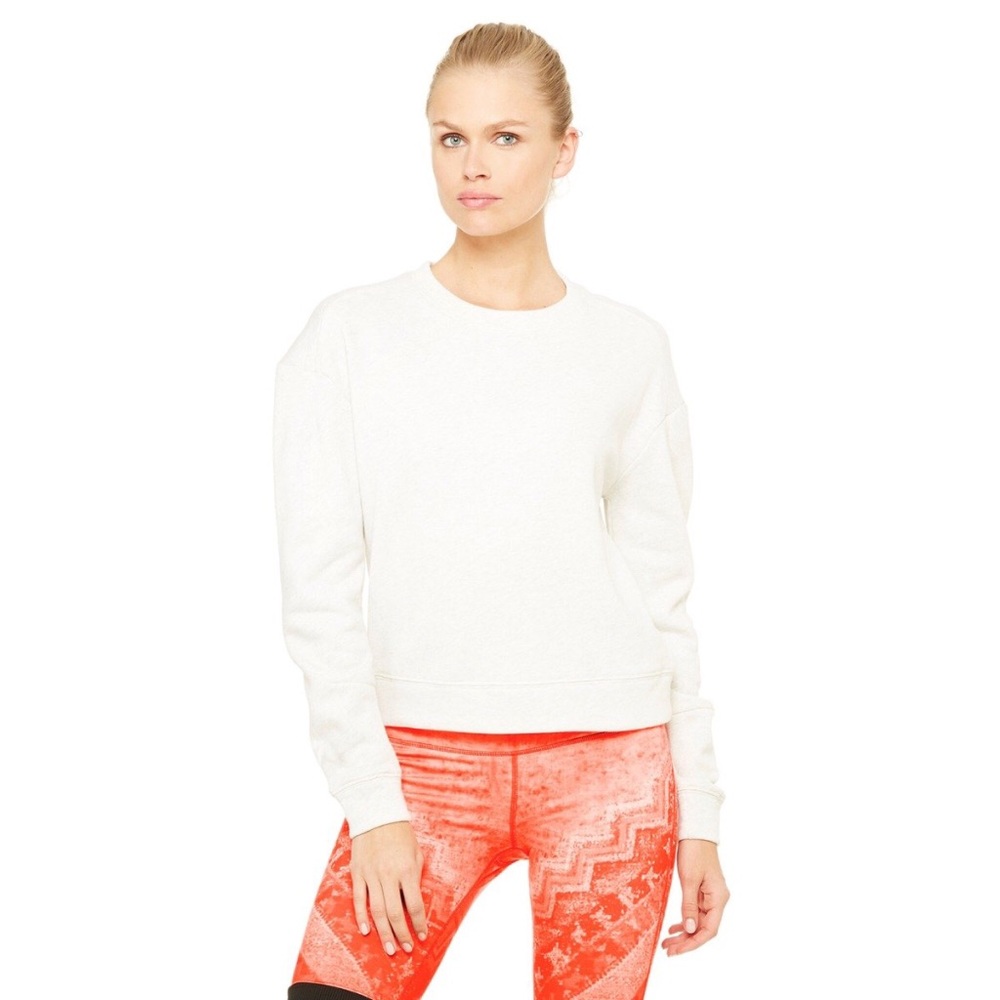 alo yoga carve long sleeve top in natural heather