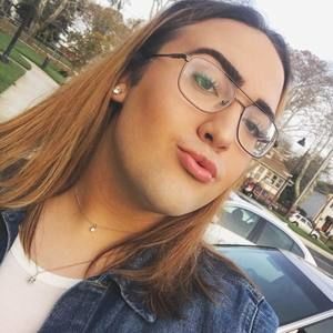 Meet your Posher, Javier