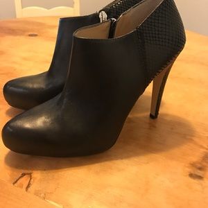 I️NC Heeled Booties