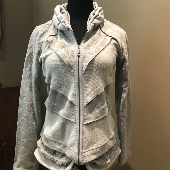 Jacket - Picture 1 of 4