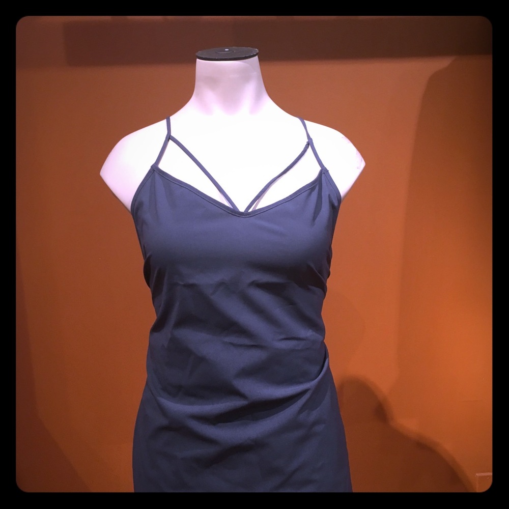 NWT Under Armour Tank Size XL