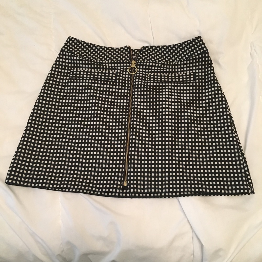 Express skirt