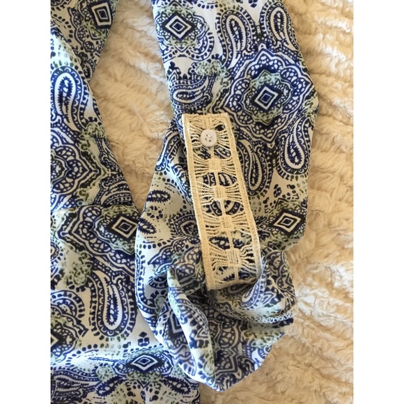 NWT Romeo & Juliet Crochet Long-Sleeve Romper - Picture 4 of 6