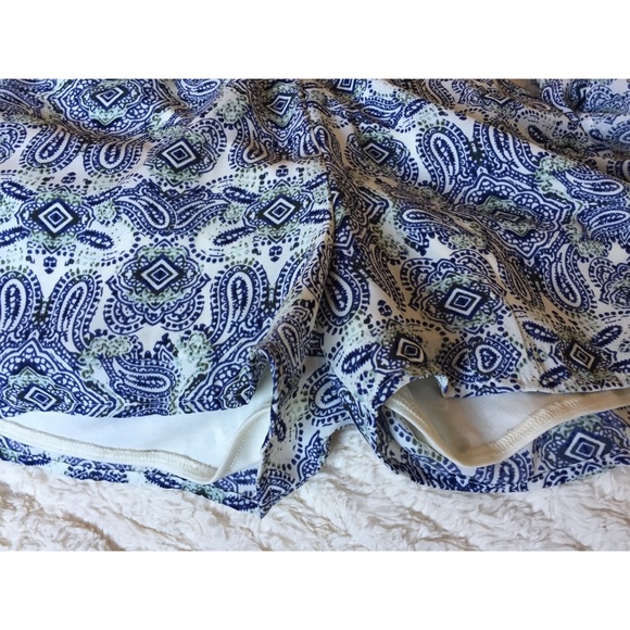 NWT Romeo & Juliet Crochet Long-Sleeve Romper - Picture 5 of 6