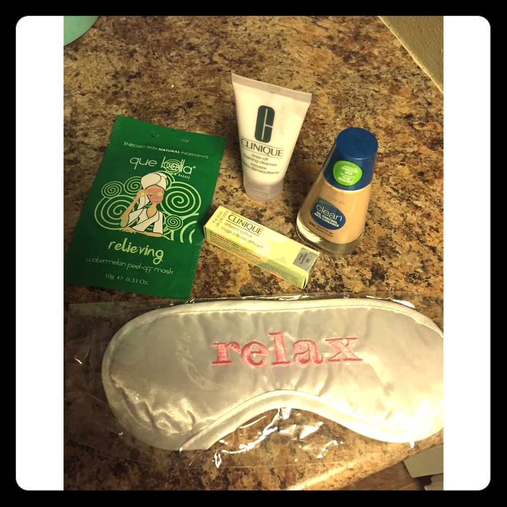 Makeup bundle with Clinique products