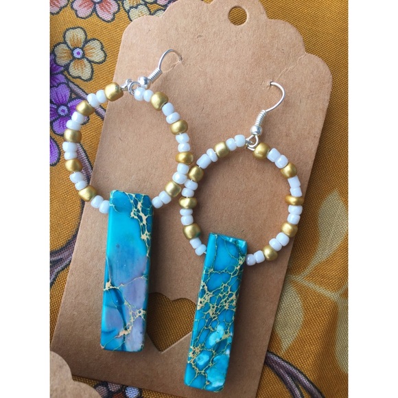 Jasper Beaded Hoop Earrings - Picture 3 of 6