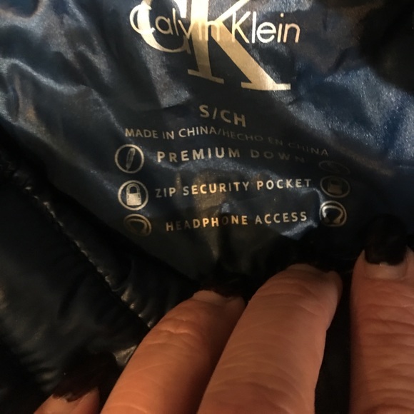 NWT DOWN LIGHTWEIGHT PUFFER VEST SM blue only. - Picture 8 of 8