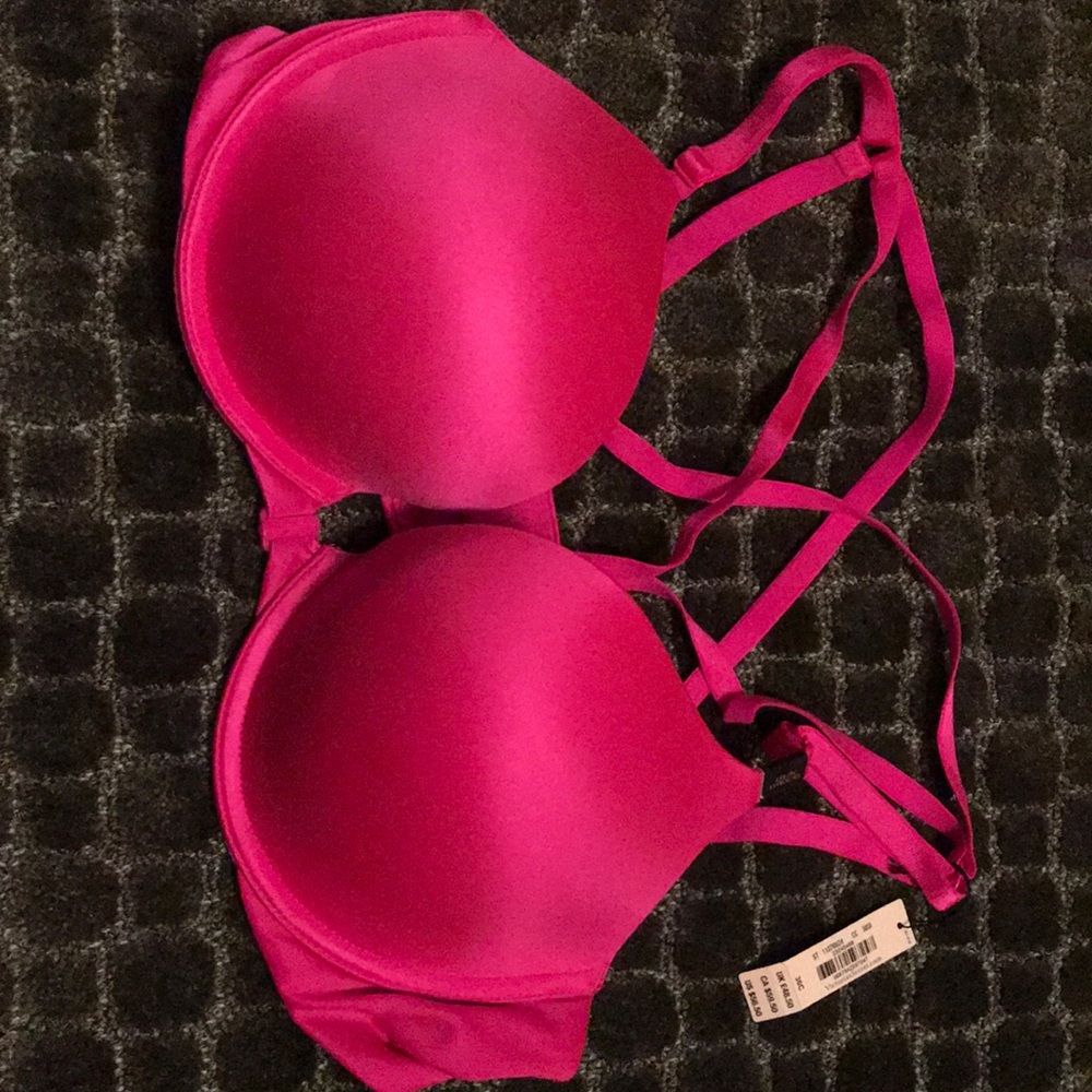 Victoria’s Secret pink bra