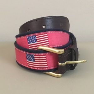 Vineyard Vines American flag belt