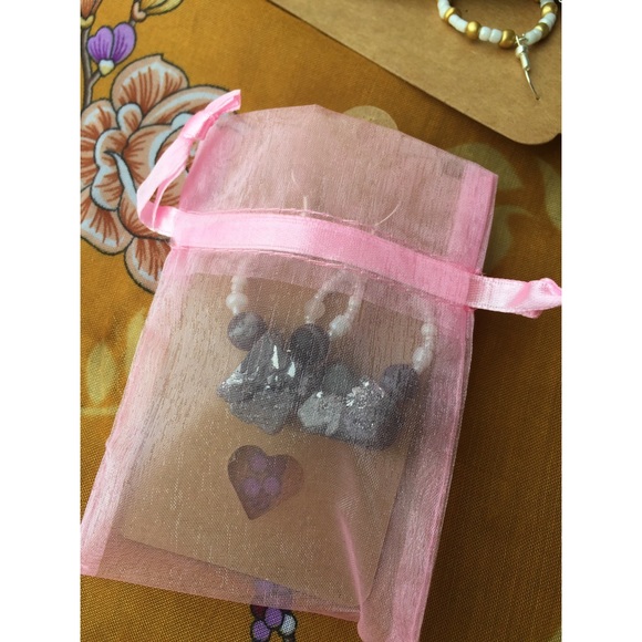 Geode Beaded Hoop Earrings - Picture 3 of 5