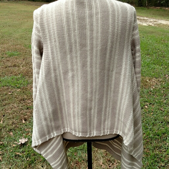 BCBG Sweater Beige Stripped XXS Open Cardigan - Picture 5 of 5