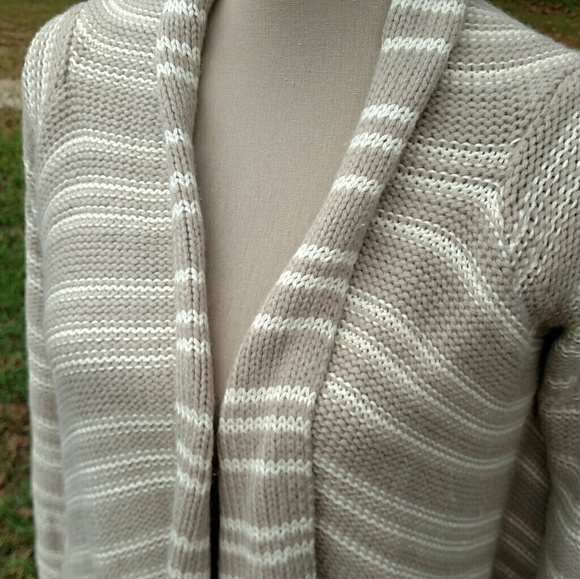 BCBG Sweater Beige Stripped XXS Open Cardigan - Picture 3 of 5