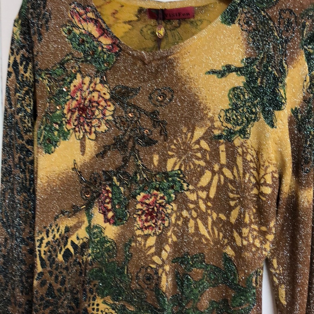 Sweater - Picture 5 of 5