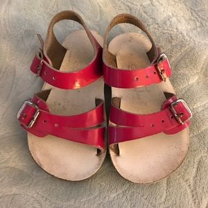 Toddler hot pink patent Sea Wee Sandals! Size 4