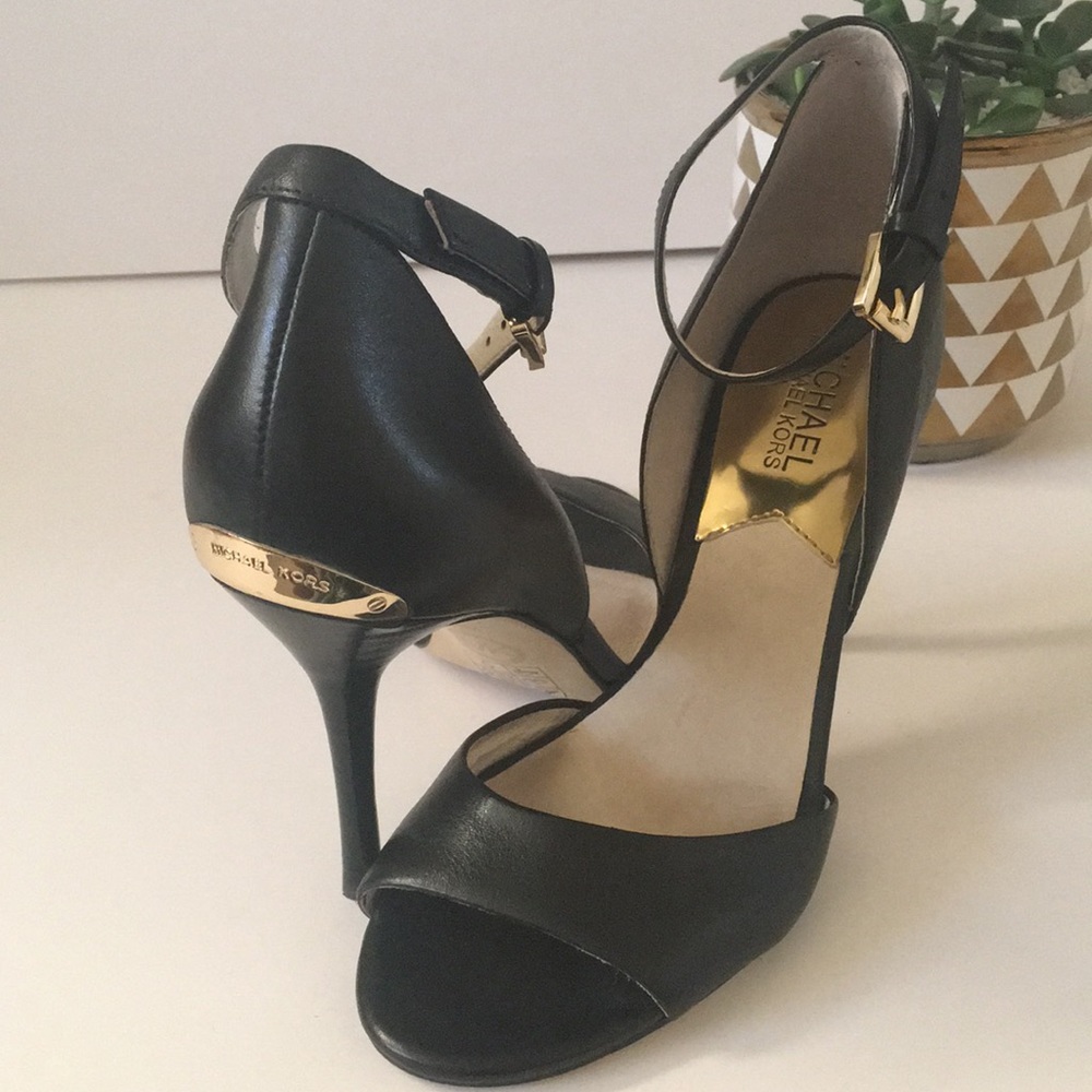 ✨Michael Kors Heels