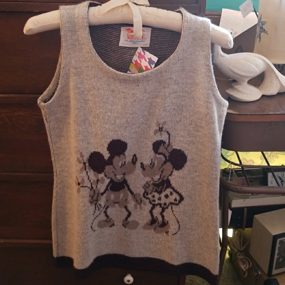 Vintage sweater vest
