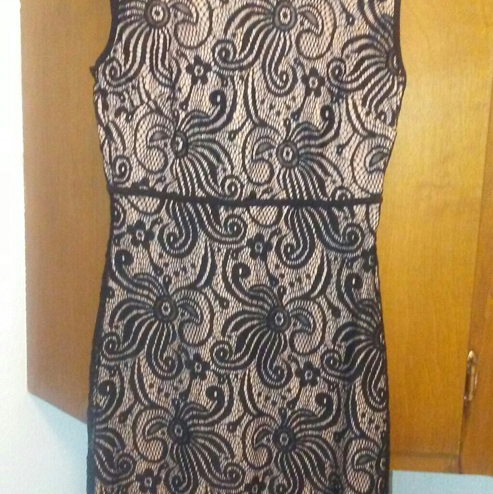 Enfocus studio black long laced cocktail dress.