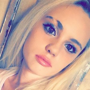 Meet your Posher, Tiff