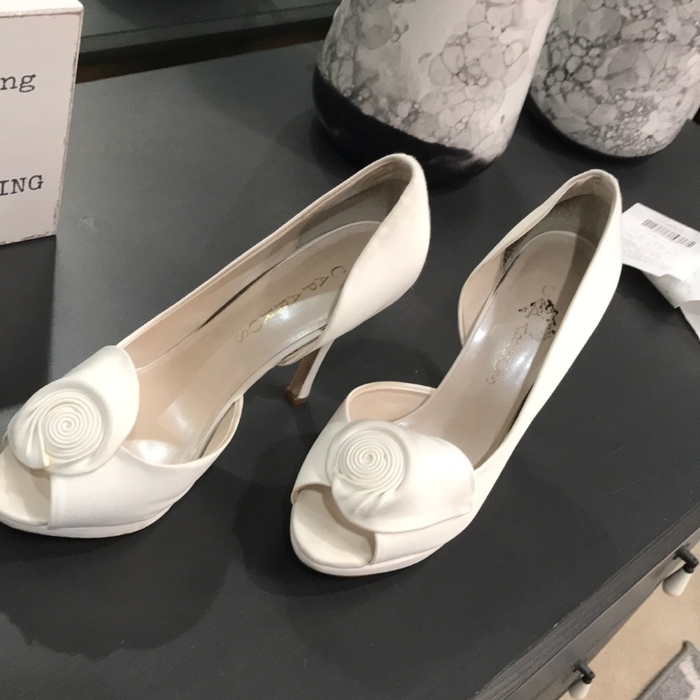 Beautiful Caparros wedding shoes