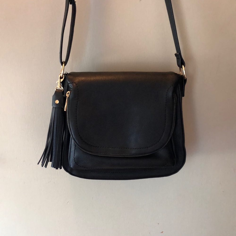 Black Crossbody
