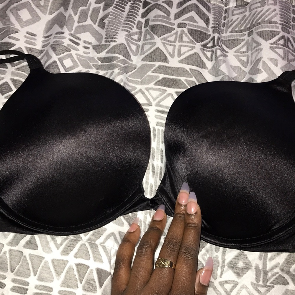 VICTORIAS SECRET VERY SEXY PUSH UP BRA!!👄💋💄