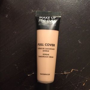 Makeup forever concealer