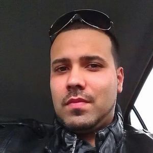 Meet your Posher, Alejandro