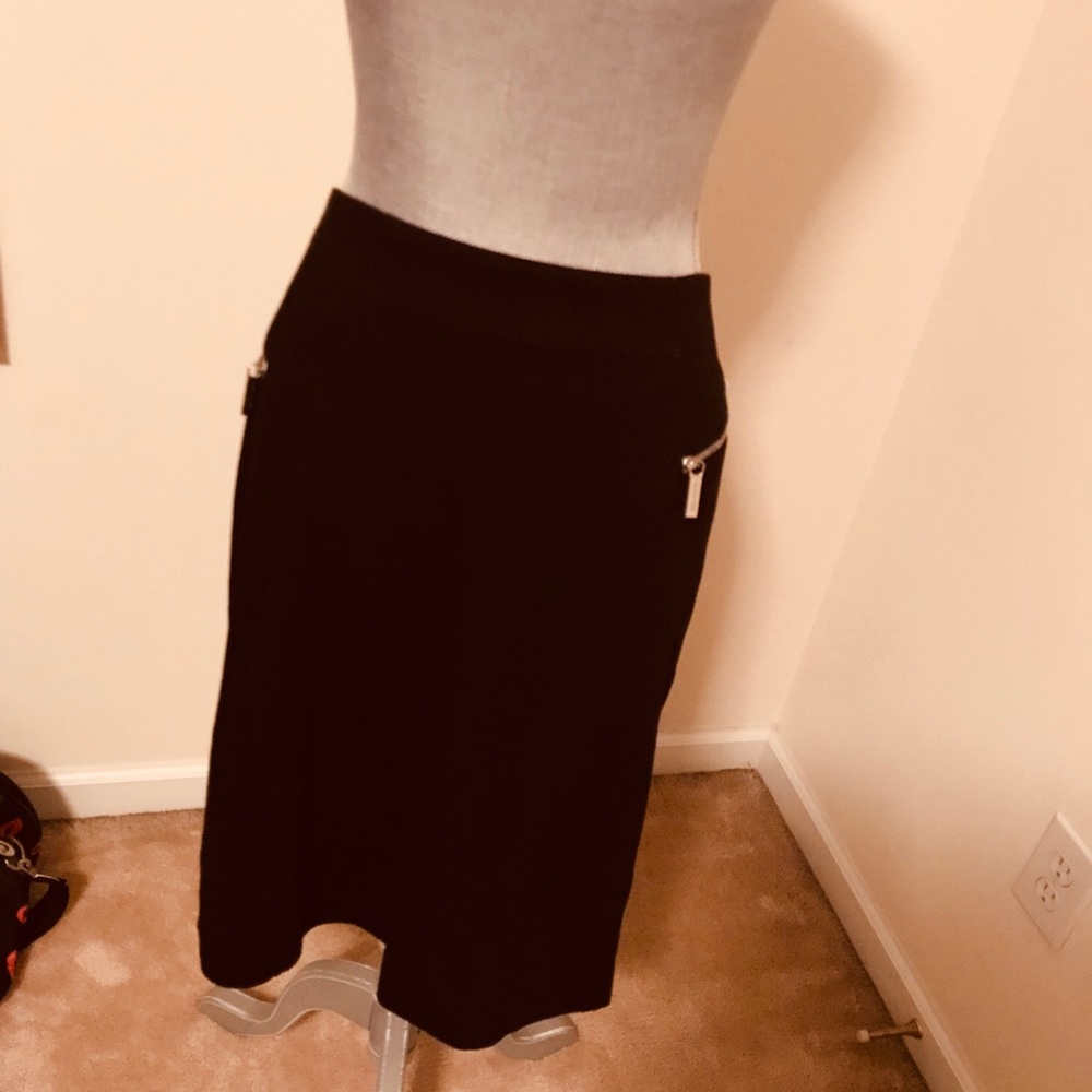 NEW MK SKIRT