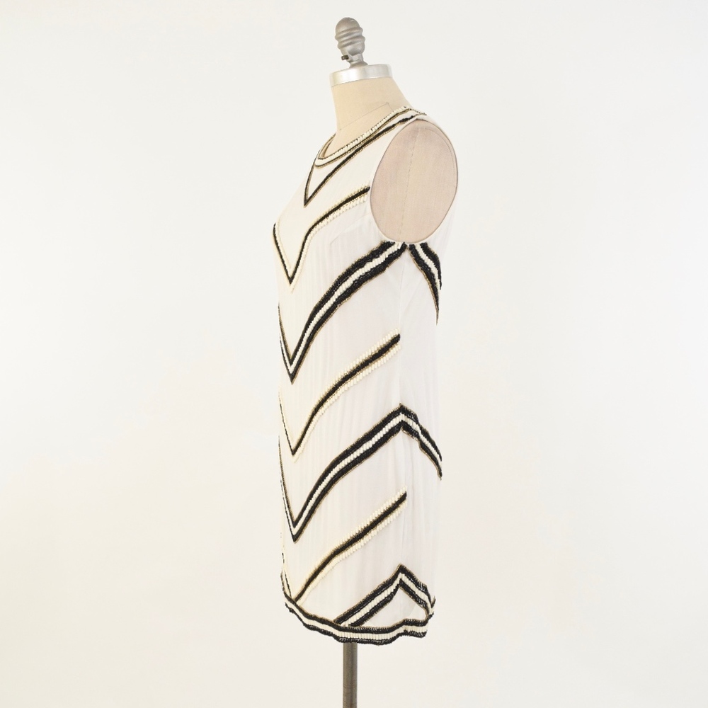 ❌SOLD❌Karina Grimaldi White Silk Beaded Mini Dress - Picture 5 of 8