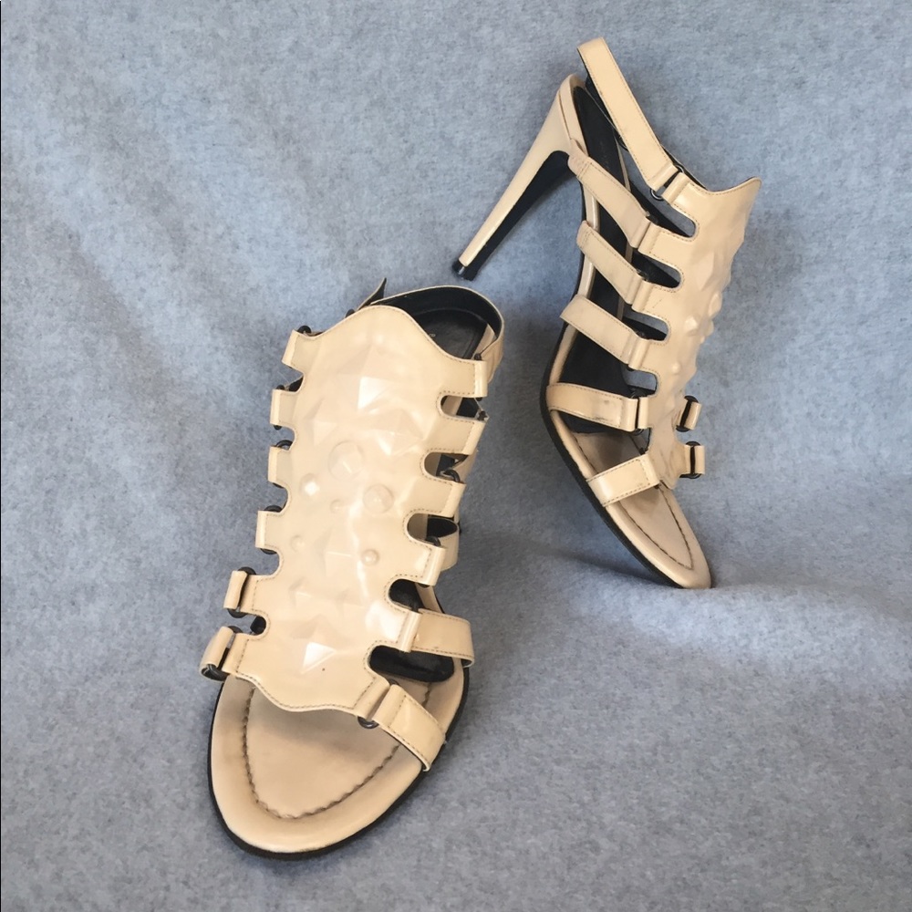 Bottega Veneta Patent Stiletto Gladiator Style 40