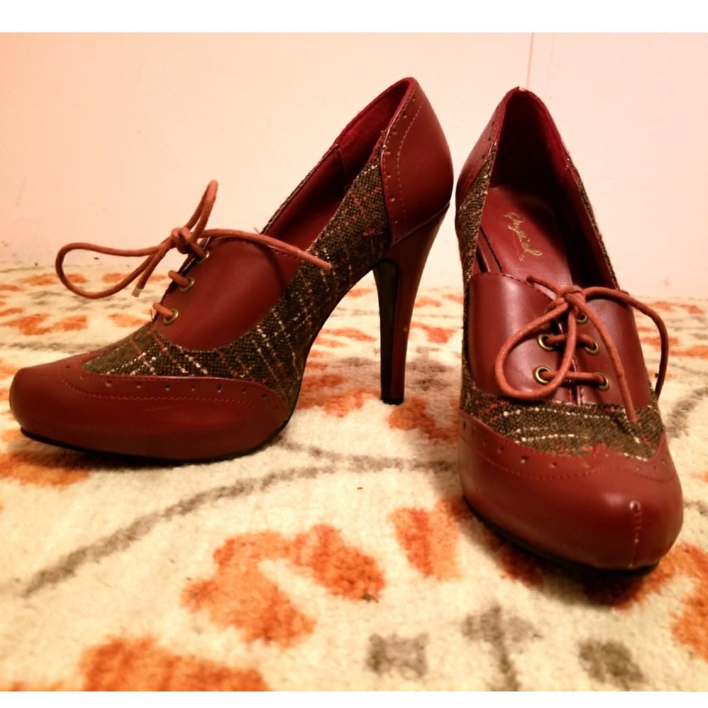 Super cute and kind of spunky heels!