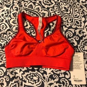 NWT lululemon go steady sports bra size 8