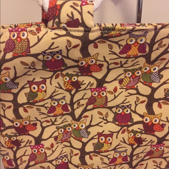 Beautiful totes - Picture 2 of 6