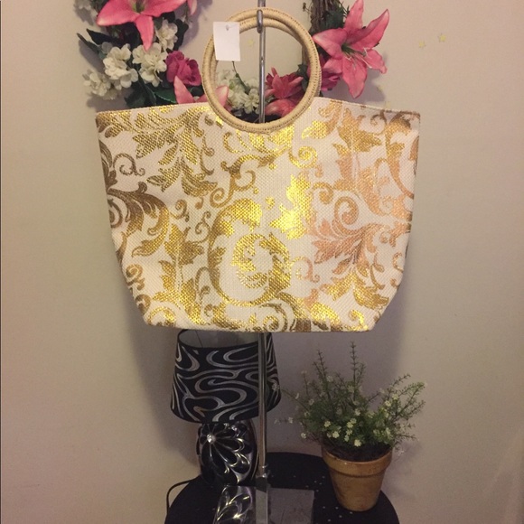Beautiful totes - Picture 4 of 6