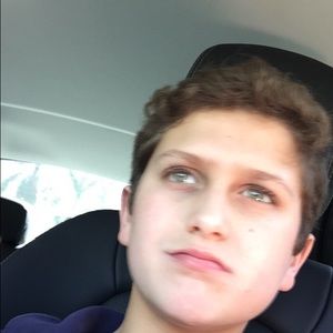 Meet your Posher, Ethan