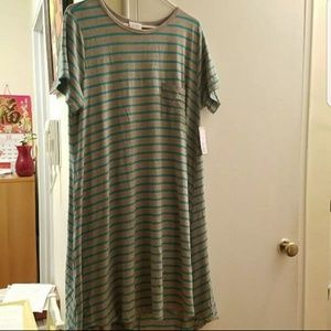Lularoe Carly dress