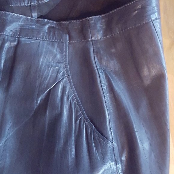 🦋GORGEOUS LEATHER SKIRT🦋 - Picture 8 of 8