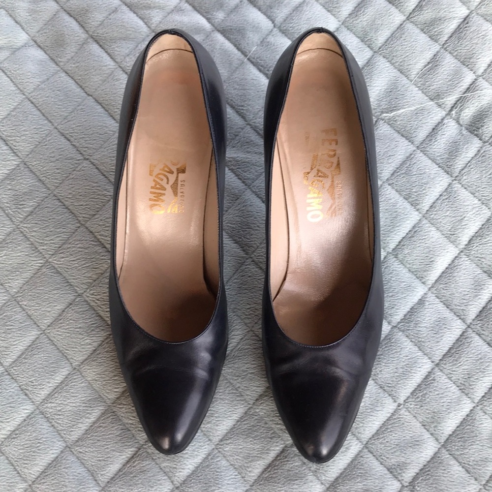 Fine Leather Ferragamo Pumps