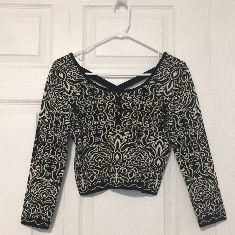 2 pc dress long sleeve crop top & high waist skirt