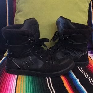 Preloved DC Shoes winter boots