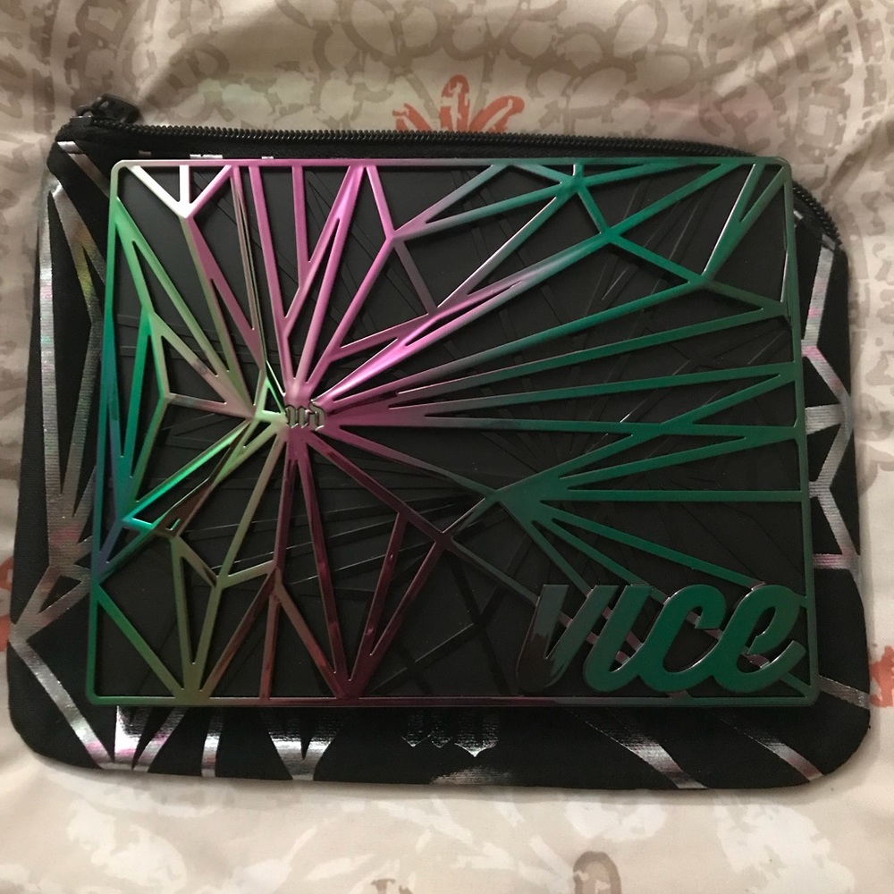 Limited Edition BN UD Urban Decay Vice 4 Palette