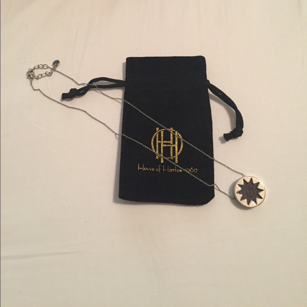 House of Harlow brown and silver necklace