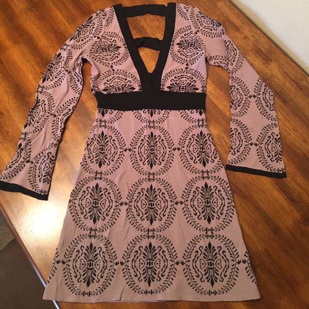 Arden B tan and black print dress