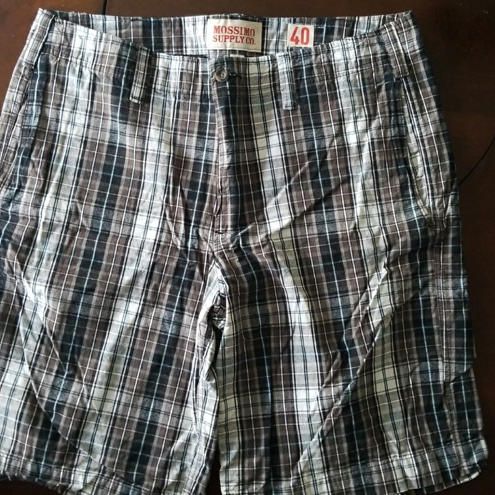 EUC plaid men's shorts