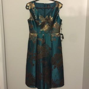 Adrianna Papell jacquard party dress. NWT