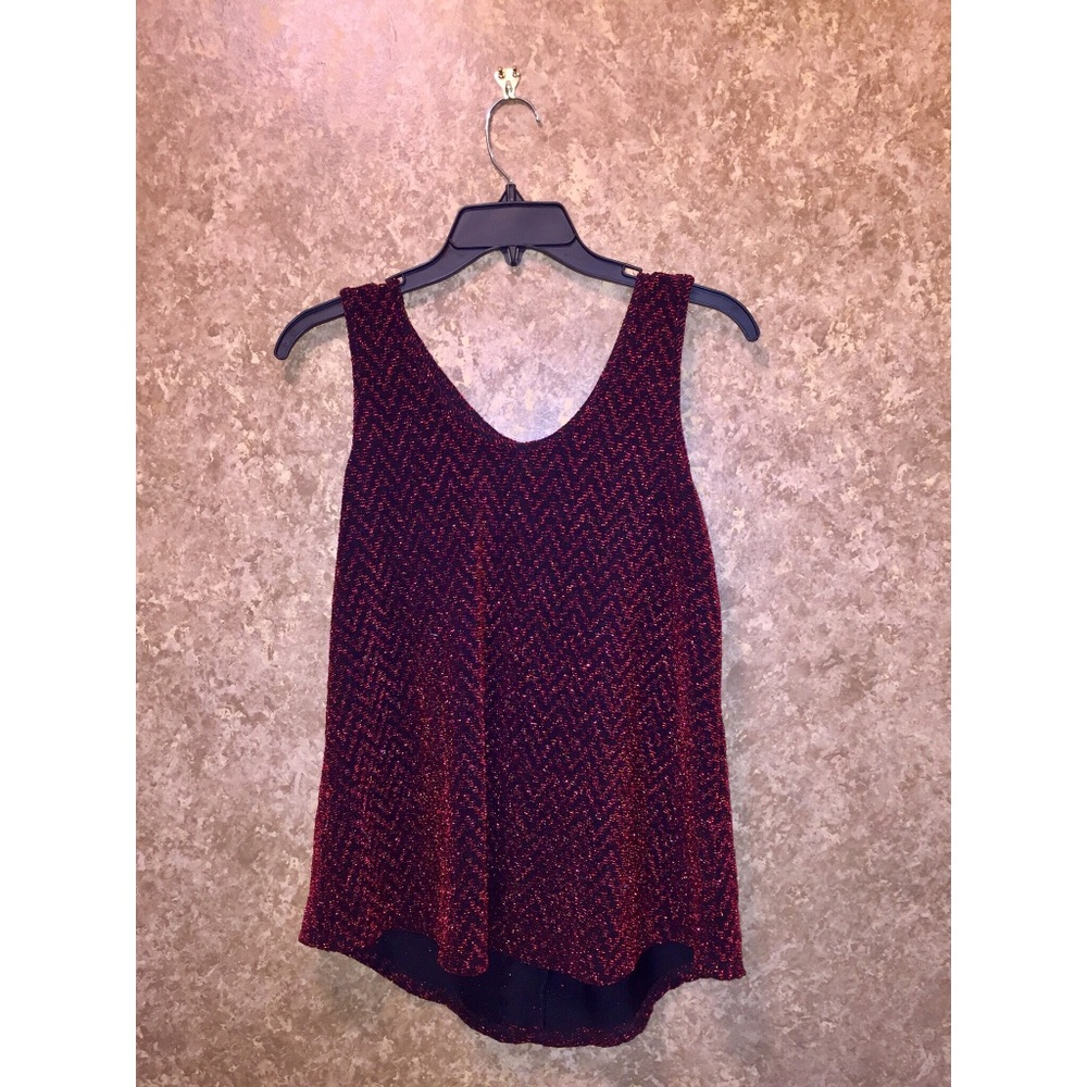 NWOT Stunning Sparkling Red Top - Picture 2 of 7