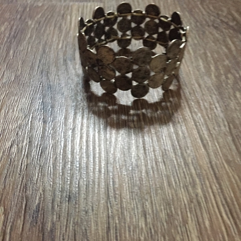 Rustic Silver Circle Pattern Bracelet - Picture 2 of 6