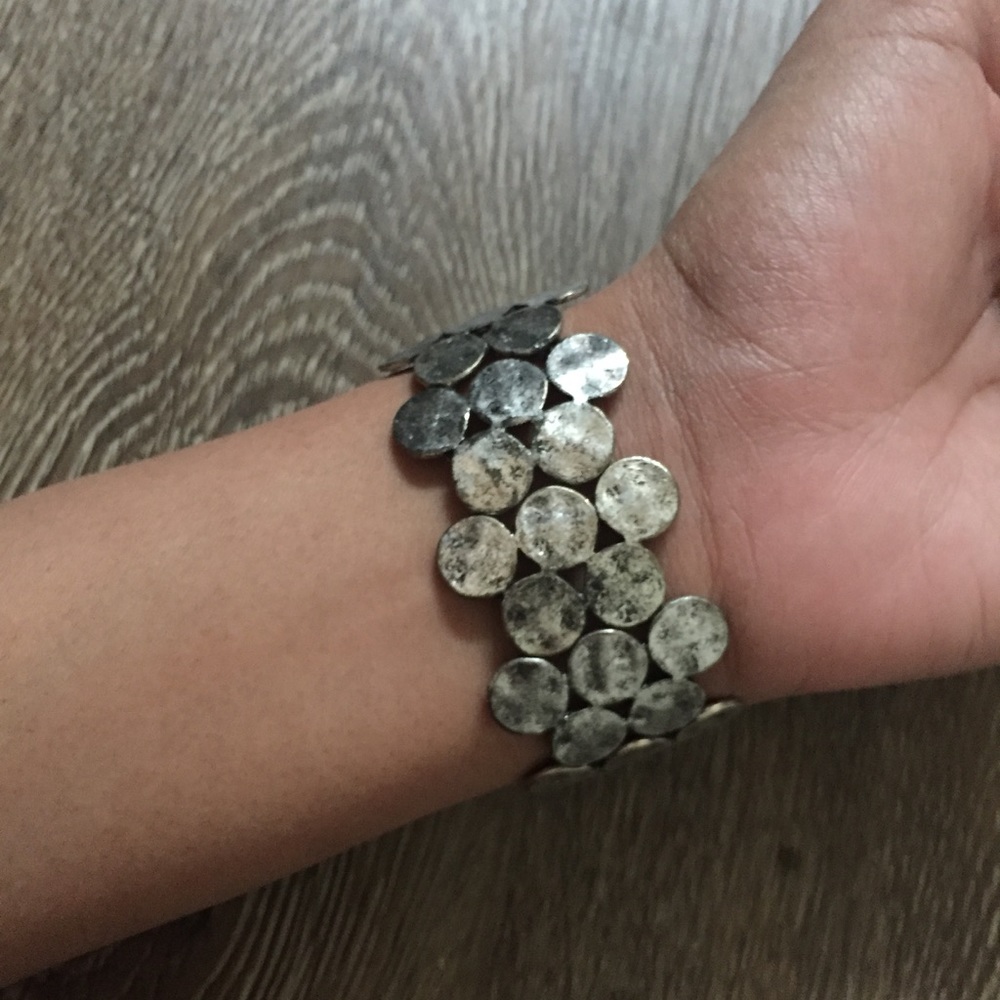 Rustic Silver Circle Pattern Bracelet - Picture 6 of 6